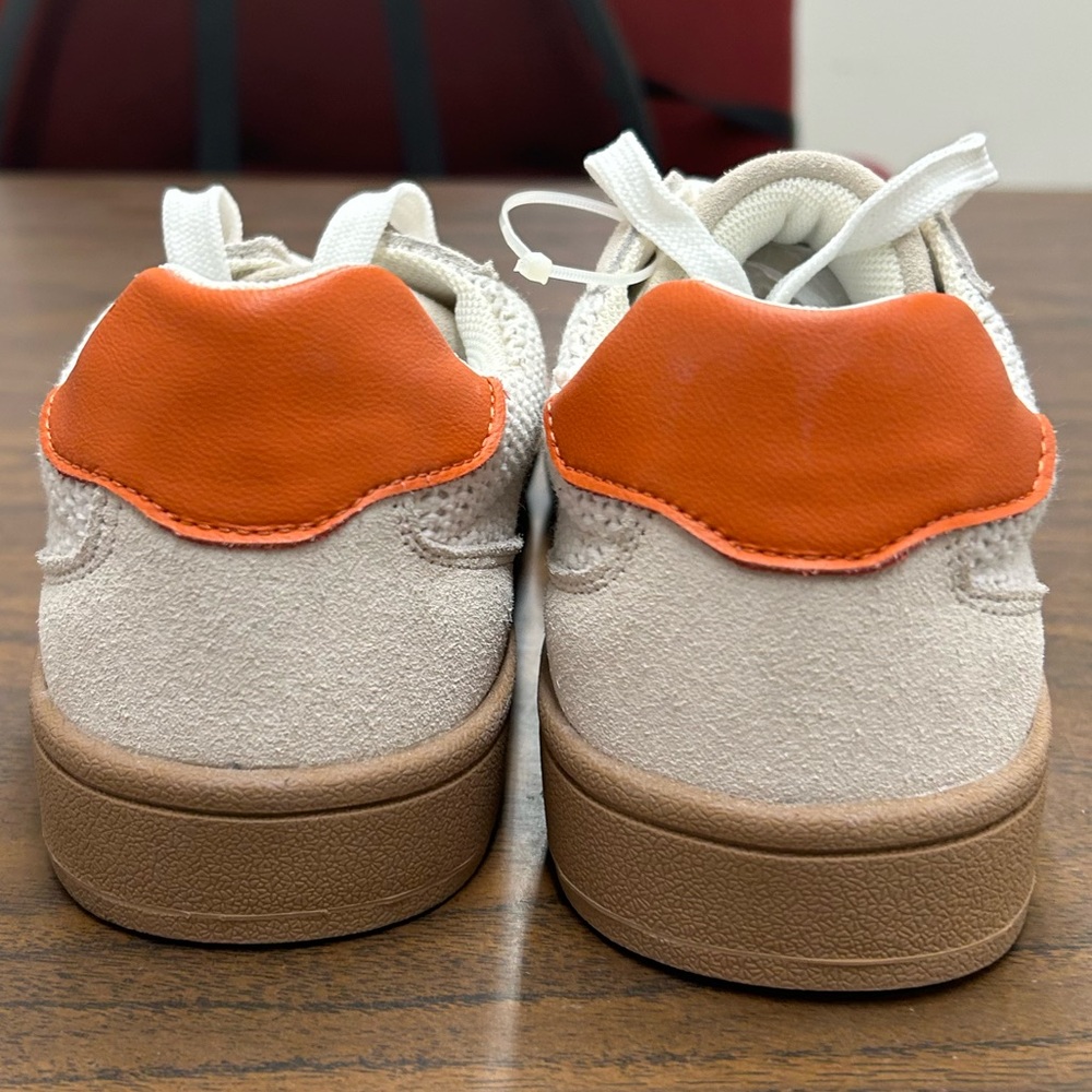NWOB Chelsea Crew Casual Suede and Knit Sneakers in Ivory/Orange Sz 37 US 6-6.5 - Picture 4 of 7